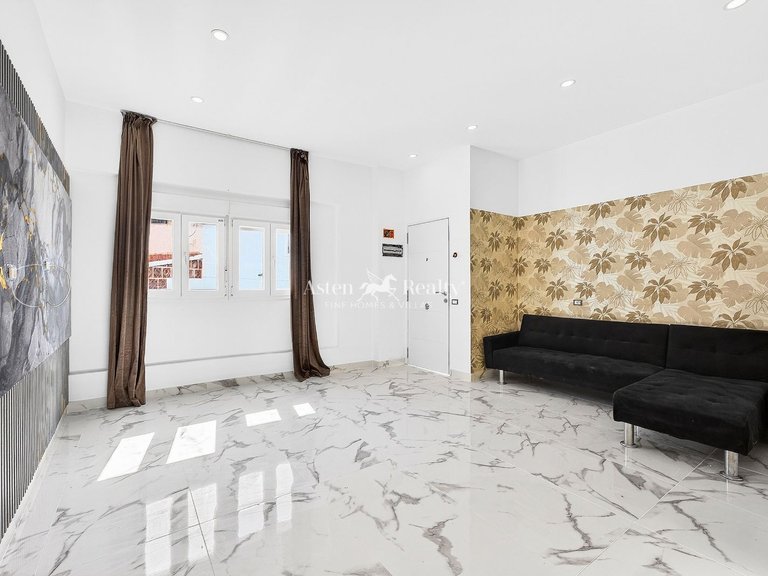 Apartment for Sale in Adeje, Tenerife 1