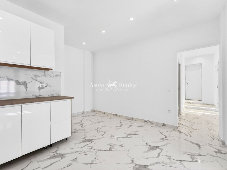 Apartment for Sale in Adeje, Tenerife 6