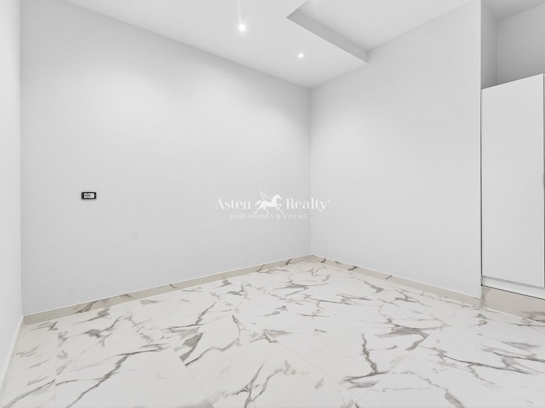 Apartment for Sale in Adeje, Tenerife 8