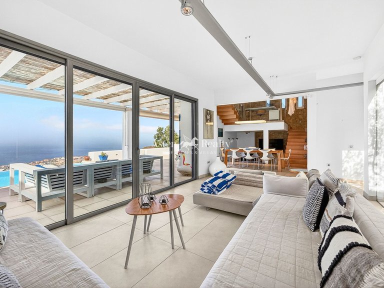 Villa for Sale in Torviscas Alto, Tenerife 9