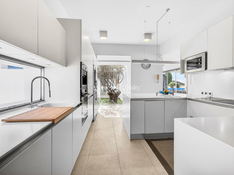 Villa for Sale in Torviscas Alto, Tenerife 13
