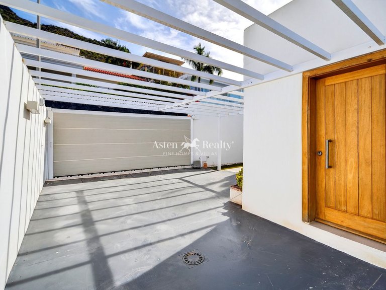 Villa for Sale in Torviscas Alto, Tenerife 38