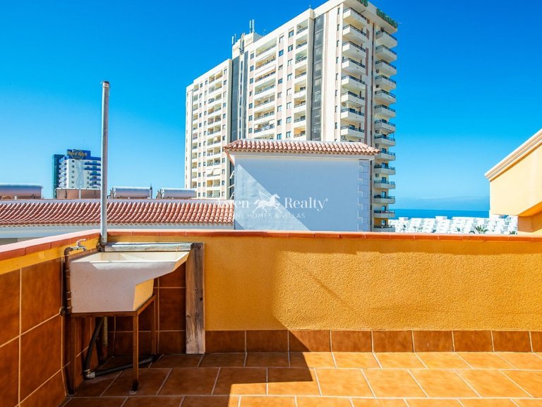 Apartment for Sale in Playa Paraíso, Tenerife 3