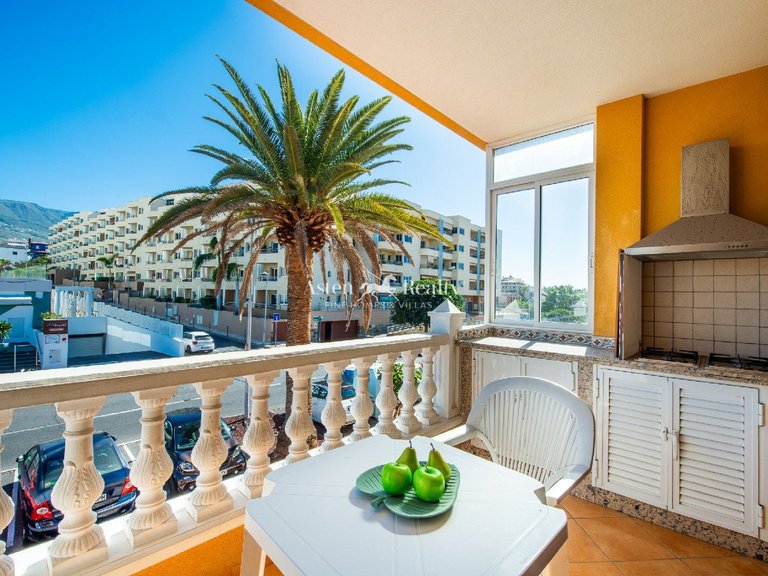 Apartment for Sale in Playa Paraíso, Tenerife 6
