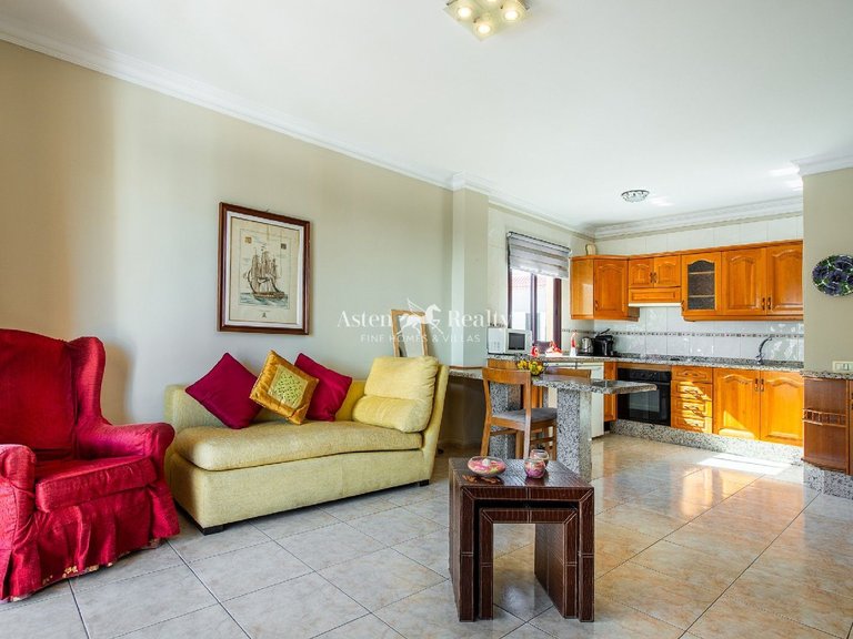 Apartment for Sale in Playa Paraíso, Tenerife 8