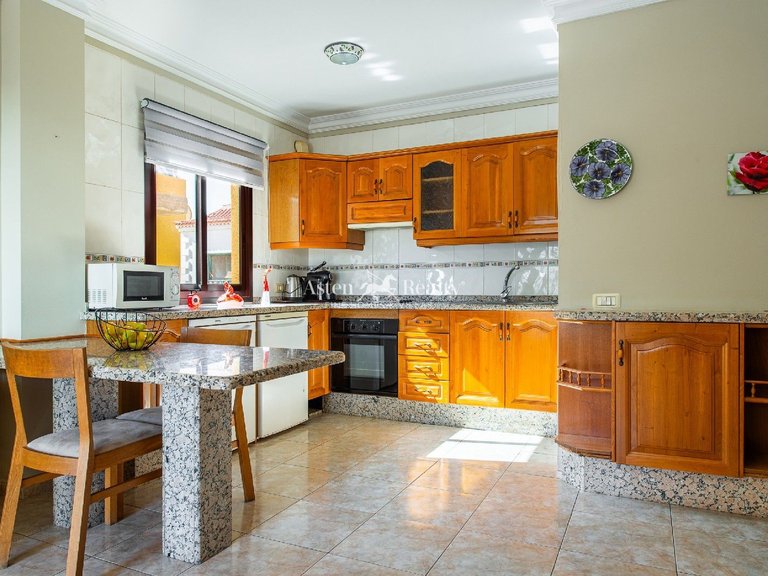 Apartment for Sale in Playa Paraíso, Tenerife 10