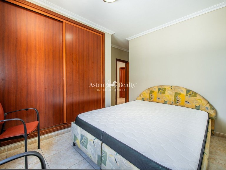 Apartment for Sale in Playa Paraíso, Tenerife 11