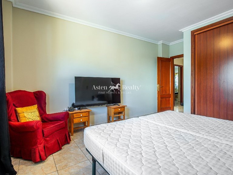 Apartment for Sale in Playa Paraíso, Tenerife 14