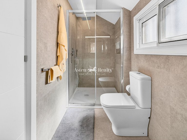 Penthouse for Sale in Playa De Las Américas, Tenerife 7