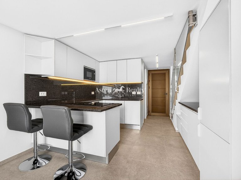 Penthouse for Sale in Playa De Las Américas, Tenerife 9