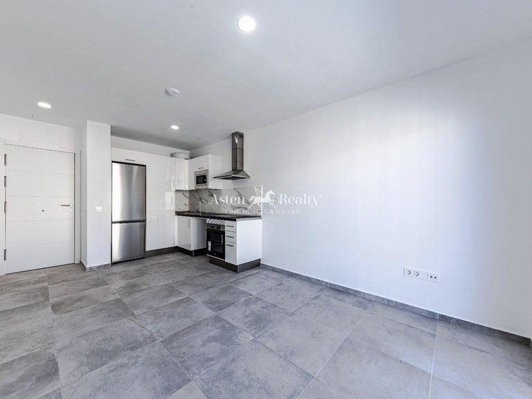 Apartment for Sale in Los Abrigos, Tenerife 7