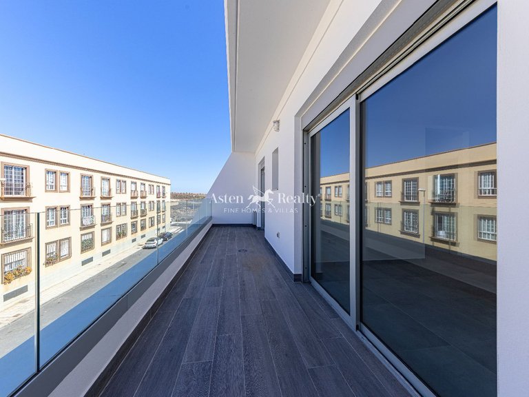 Apartment for Sale in Los Abrigos, Tenerife 14