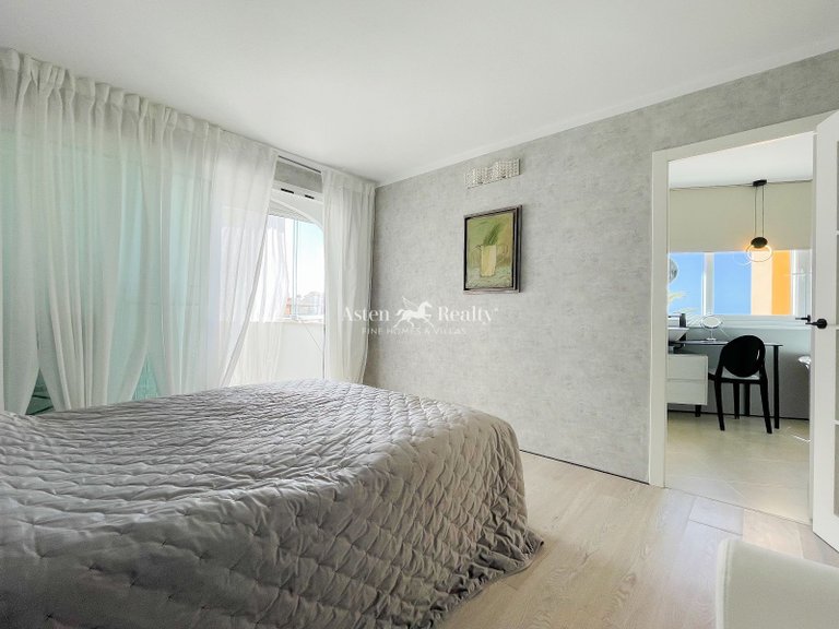 Apartment for Sale in Playa De Los Cristianos, Tenerife 15