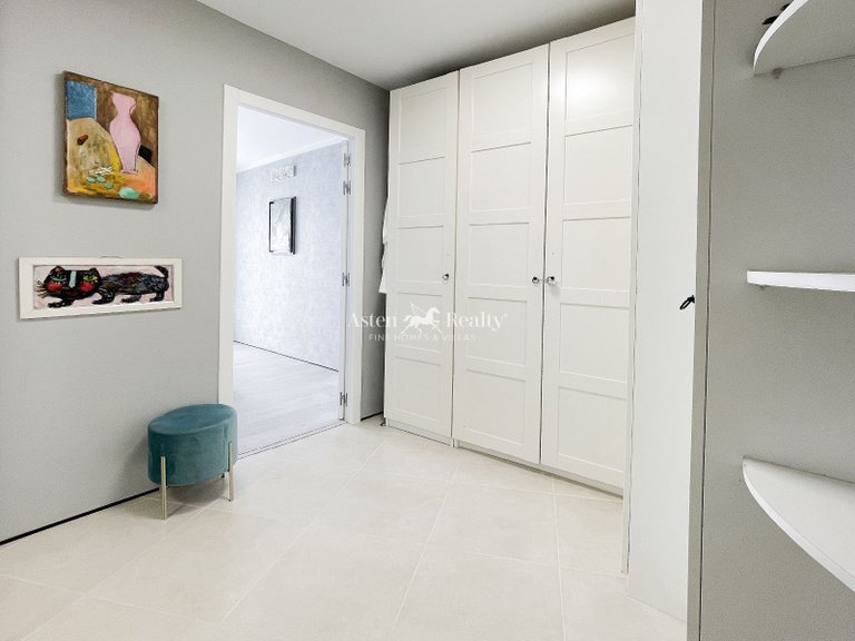 Apartment for Sale in Playa De Los Cristianos, Tenerife 3