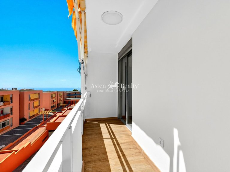 Apartment for Sale in Adeje, Tenerife 1