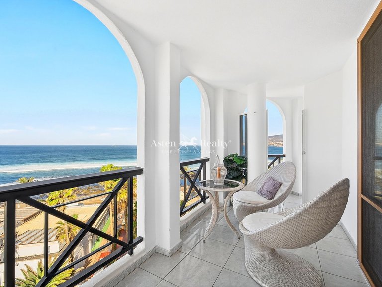 Apartment for Sale in Playa De Las Américas, Tenerife 8