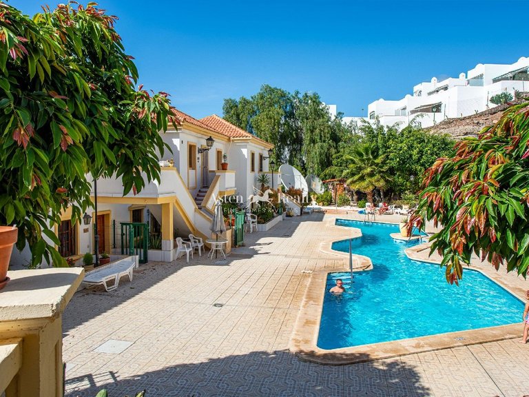 Apartment for Sale in San Eugenio Alto, Tenerife 13