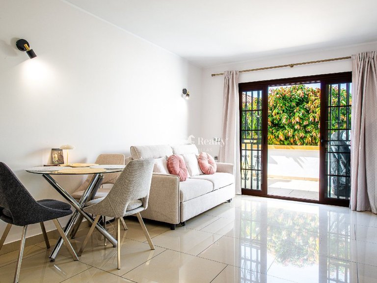 Apartment for Sale in San Eugenio Alto, Tenerife 3
