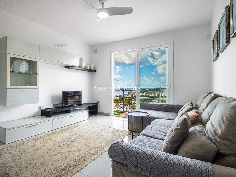 Apartment for Sale in San Eugenio Alto, Tenerife 8