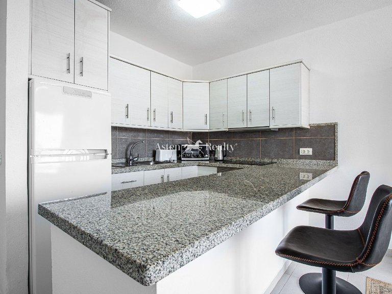 Apartment for Sale in San Eugenio Alto, Tenerife 10