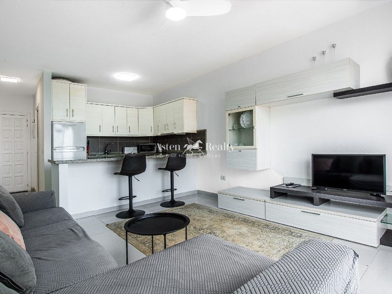 Apartment for Sale in San Eugenio Alto, Tenerife 11