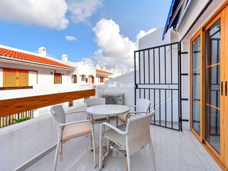 Apartment for Sale in Playa De Los Cristianos, Tenerife 3