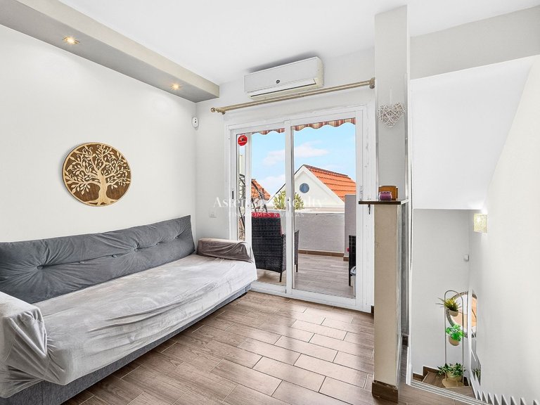 Town House for Sale in San Eugenio Alto, Tenerife 5