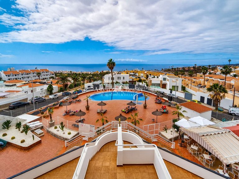 Town House for Sale in San Eugenio Alto, Tenerife 4