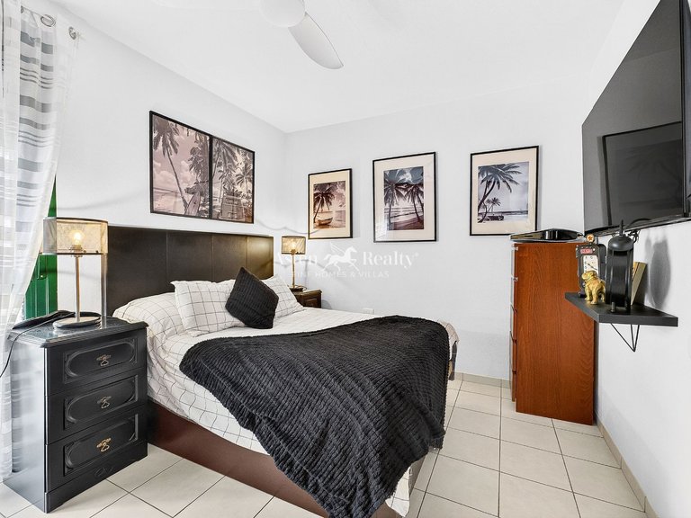 Town House for Sale in Las Chafiras, Tenerife 12