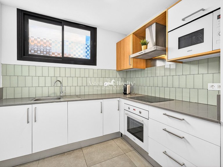 Town House for Sale in Cabo Blanco, Tenerife 10