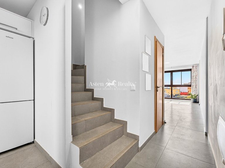 Town House for Sale in Cabo Blanco, Tenerife 11