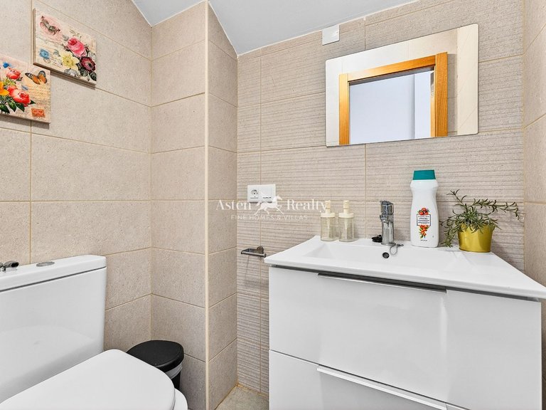 Town House for Sale in Cabo Blanco, Tenerife 12