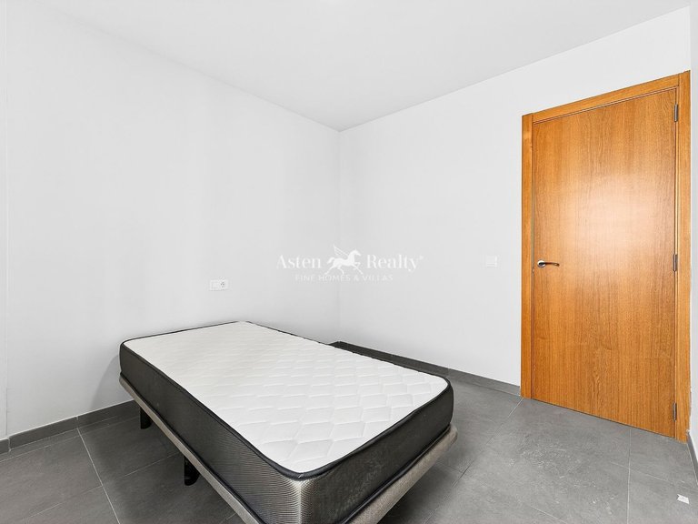 Town House for Sale in Cabo Blanco, Tenerife 5