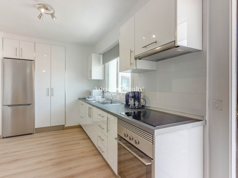 Apartment for Sale in Playa De Los Cristianos, Tenerife 6