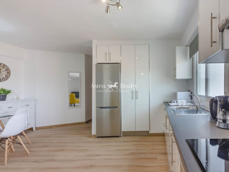 Apartment for Sale in Playa De Los Cristianos, Tenerife 5