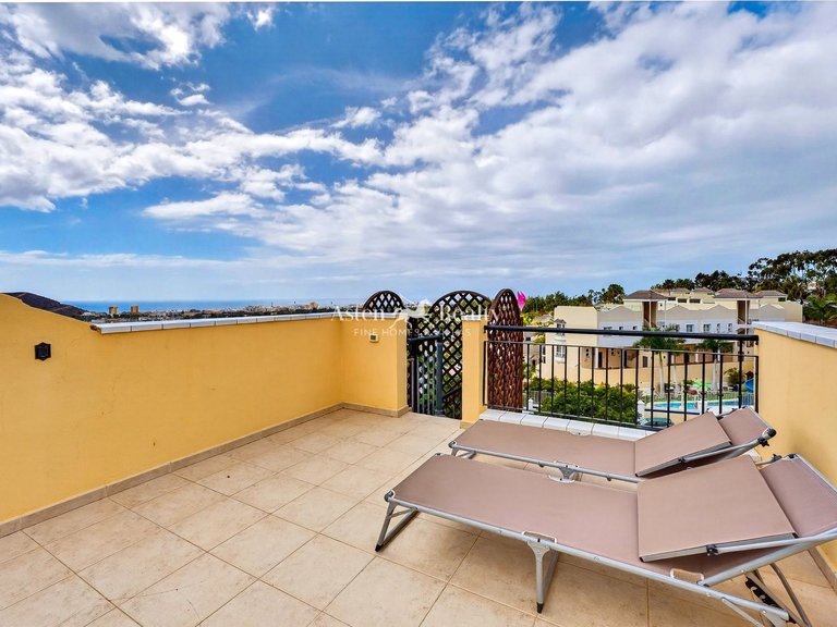 Penthouse for Sale in Playa De Las Américas, Tenerife 3
