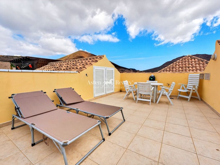 Penthouse for Sale in Playa De Las Américas, Tenerife 4