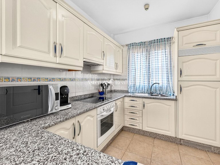 Penthouse for Sale in Playa De Las Américas, Tenerife 11