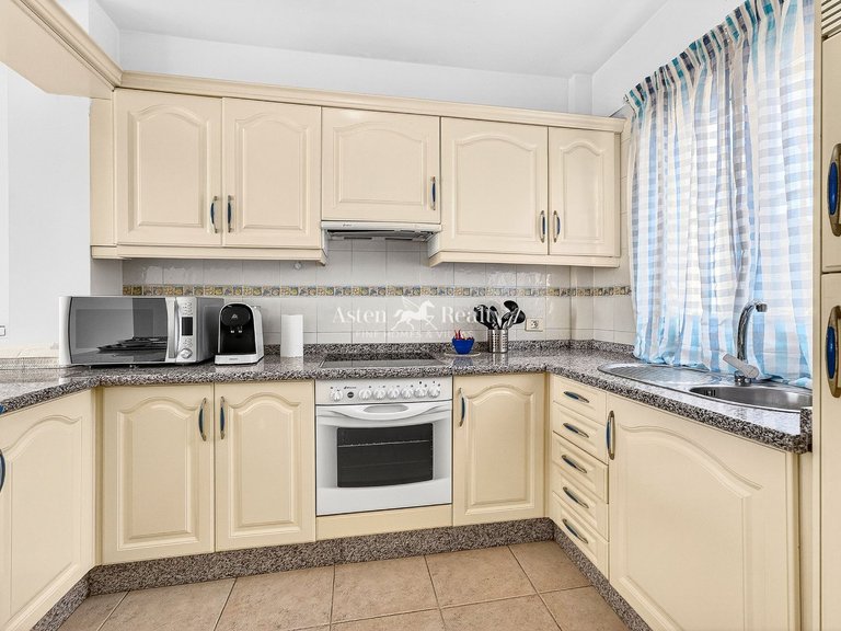 Penthouse for Sale in Playa De Las Américas, Tenerife 12