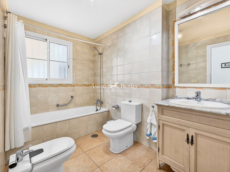 Penthouse for Sale in Playa De Las Américas, Tenerife 15