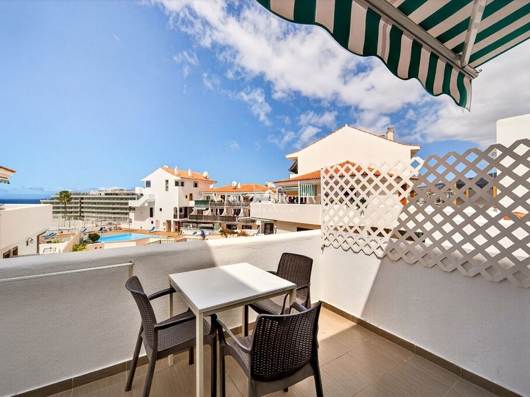 Apartment for Sale in Torviscas Bajo, Tenerife 3