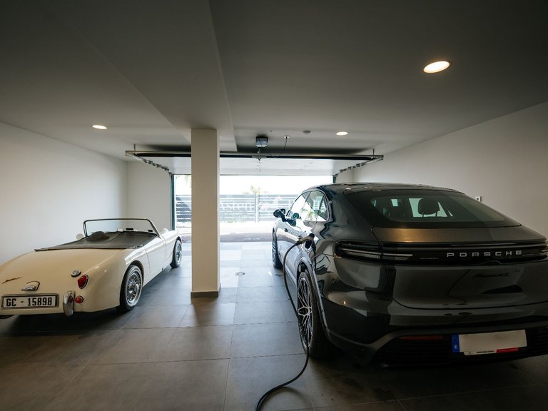 Villa for Sale in San Eugenio Alto, Tenerife 25