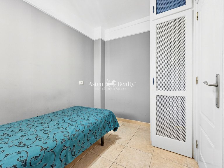 Apartment for Sale in Playa De Las Américas, Tenerife 13