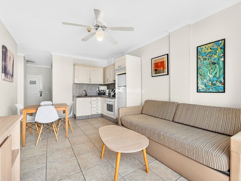 Apartment for Sale in Playa De Las Américas, Tenerife 8