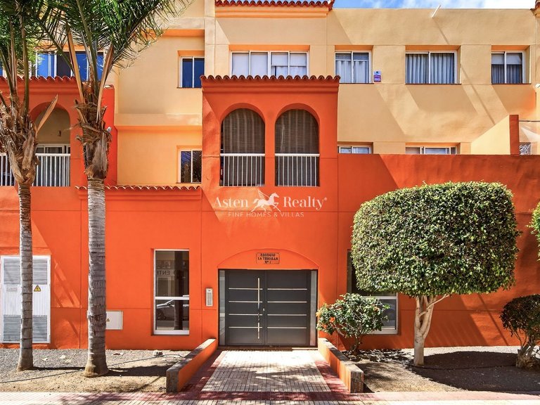 Apartment for Sale in Cabo Blanco, Tenerife 2