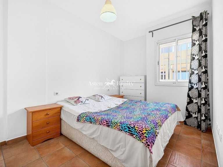 Apartment for Sale in Cabo Blanco, Tenerife 13