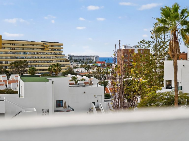 Apartment for Sale in Torviscas Bajo, Tenerife 2