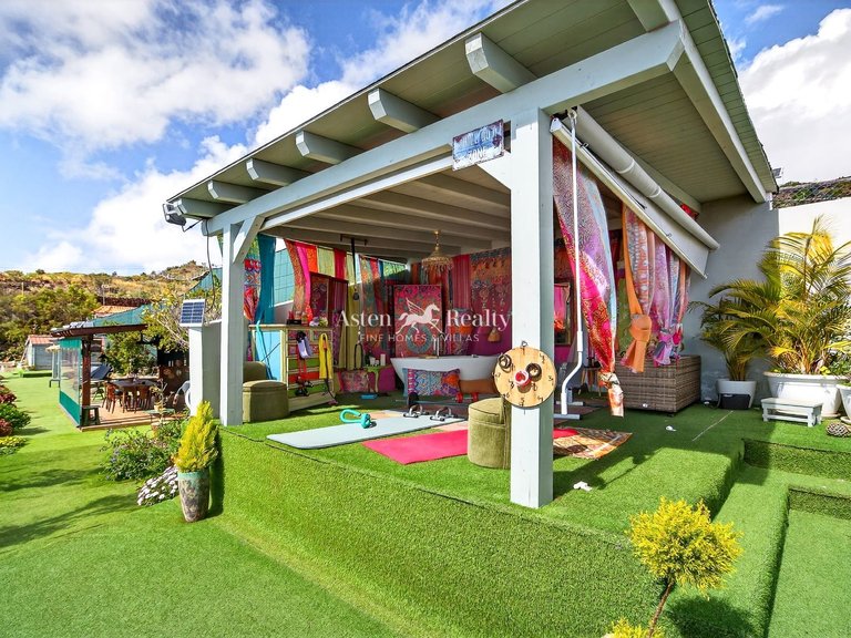 Villa for Sale in Guia De Isora, Tenerife 5