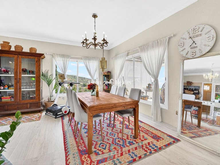Villa for Sale in Guia De Isora, Tenerife 10