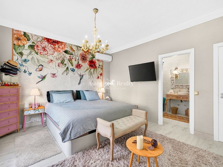 Villa for Sale in Guia De Isora, Tenerife 17